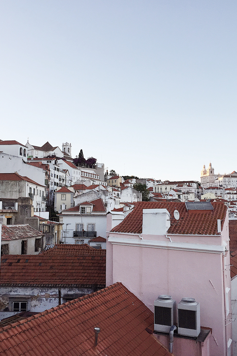 Lisbon-Travel_01